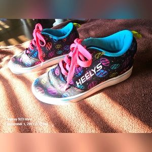 Heelys--girls Youth Size 3
